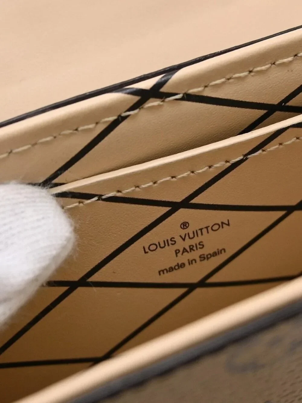 Best07 Louis Vuitton Reverse Pochette Trunk Shoulder Bag M67873 GI2119 NQ10793